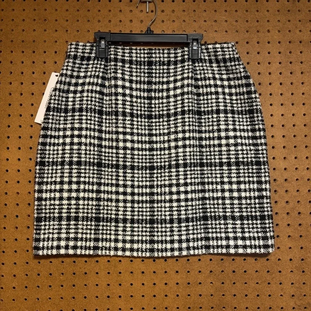 Calvin Klein Mini Skirt 8 Black White Tweed Houndstooth Plaid Preppy Old Money